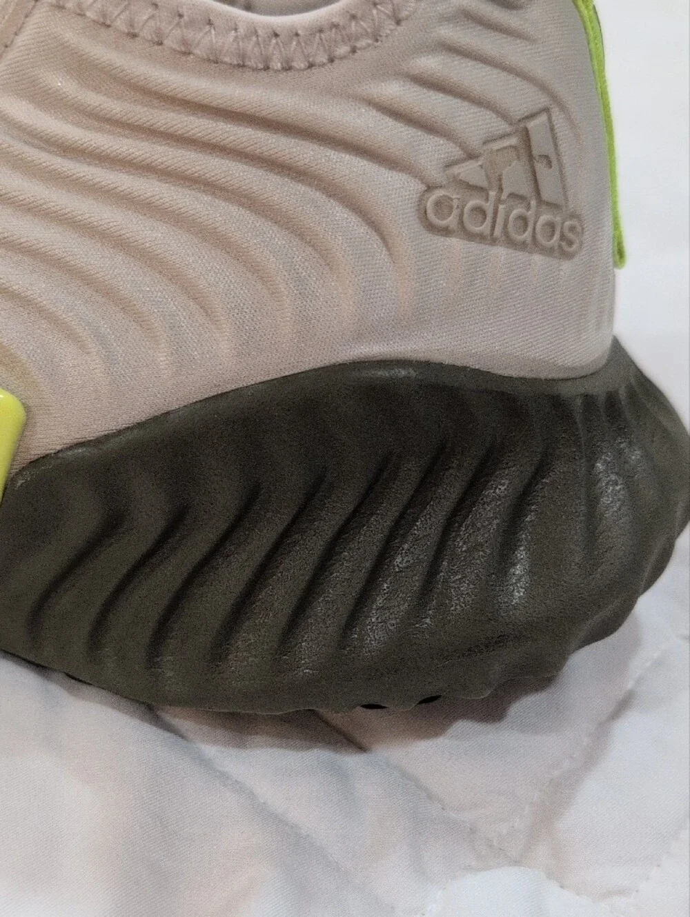 Adidas Alphabounce Instinct shoes